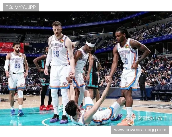 勇士残阵取胜展冠军底蕴，团队篮球模式应对伤病潮见效